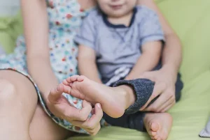 uñas de los pies de niños