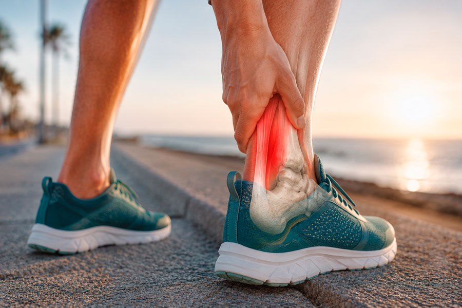 Somos podólogos especialistas en el tratamiento y cirugía de la tendinitis Aquilea